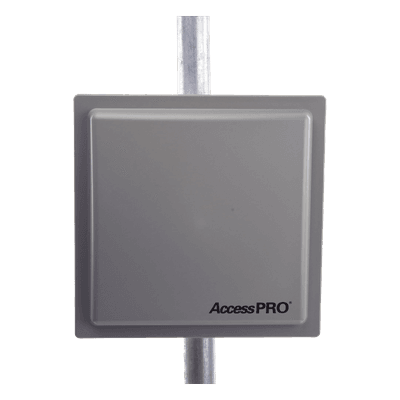 Lector RFID UHF / Alcance Ajustable 3 - 12 m (9.8 - 39.4 ft) / Frecuencia 902-928 MHz FHSS / Antena Integrada 12 dBi / Salida Wiegand 26 Bits / TCP-IP / Control de Acceso Vehicular